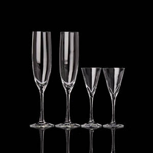 Glasservis Kosta Boda