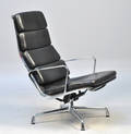 Charles Eames. Soft Pad lounge stol, Model EA-222 