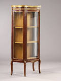 Vitrine af mahogni, 1900-tallet