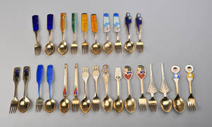 A. Michelsen. En samling årsskeer og gafler af forgyldt sterlingsølv, 1948, 1949 og 1958-1959 26