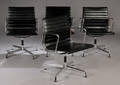Charles Eames 1907-1978. Fire armstole, Model EA 108. 4