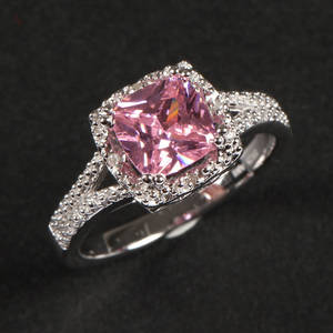 Topas- og diamantring