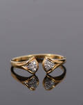 Guldring i 18k med diamanter