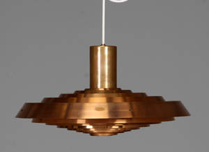 Poul Henningsen. Tallerkenlampe