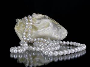 Akoya-Perlenkette - endlos aufgezogen, ca. 125 cm