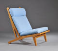 Hans J. Wegner. Lænestol af eg, model GE-375