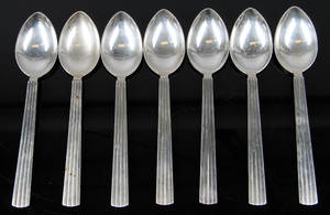 Sigvard Bernadotte for Georg Jensen. Syv middagsskeer af Sterling sølv 7 