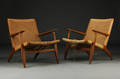 H. J. Wegner. Par lænestole, Carl Hansen  søn, model CH 25 2