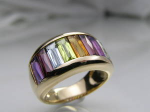 Regenbogen - Ring mit Edelsteinen