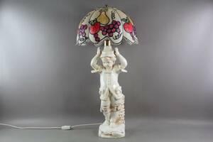 Bordslampa i porslin med skärm i glasfiber