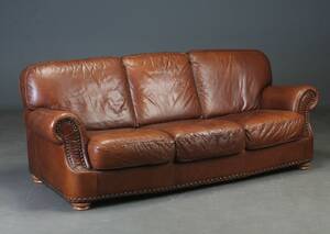 Tre personers sofa, brunt læder 