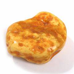 Klump af poleret rav. Vægt ca. 162 gr. L. ca. 10. B. ca. 9.