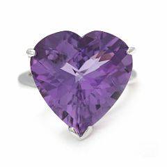 Ametystring af sterlingsølv prydet med hjerteformet facetslebet ametyst på ca. 12.88 ct. Str. 53. Ca. 2010.