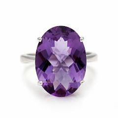 Ametystring af sterlingsølv prydet med brioletteslebet ametyst på ca. 9.83 ct. Str. 54. Ca. 2011.