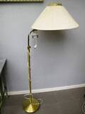 Golvlampa, Mässing