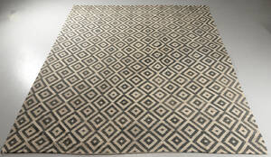 Moderne Kelim tæppe, 300 x 383 cm. 