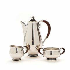 Kaffeservice af sølv. København 1937. Vægt 966 gr. 3