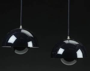Verner Panton for Tradition. To pendler model, Flowerpot VP1 2