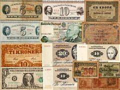 Album med samling mønter Danmark og udland med en del kurserende, Grønland, 25 øre 1926 med hul, lidt Ag samt sedler bl.a. Danmark, 10 kr 1922 I