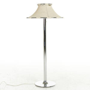 Golvlampa från atelje lyktan 