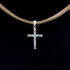 Diamantvedhæng af 14 kt. guld prydet med talrige brillantslebne diamanter i kæde af læder med lås af sølv. Ca. 2009.