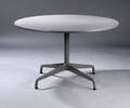 Charles Eames. Vintage Segmented Table, rundt bord, Ø 121 cm. 
