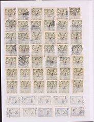 Julemærker. 3 lagerbøger med julemærker i store antal, bl.a. 104 stk. 1904, 50 stk. 1905, 42 stk. 1906 m.m. Frem til 1951 også med 4-blokke. Se fotoudsnit