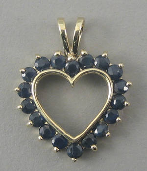 Safir hjertevedhæng