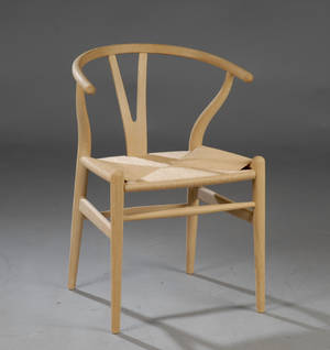 Hans J. Wegner 1914-2007. Y- stol, eg