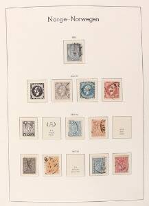 Norge. 1855-1993. Pæn samling i luxus Leuchtturm-album med 17 skillingsmærker, en del tidlige Poshorn, Oskar 1878 og meget andet. Se fotoudsnit