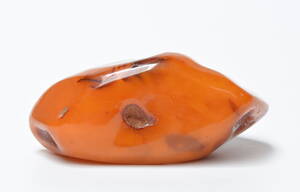 Uforarbejdet ravklump, vægt ca. 141 gr.