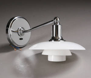 Poul Henningsen. PH 21 væglampe.
