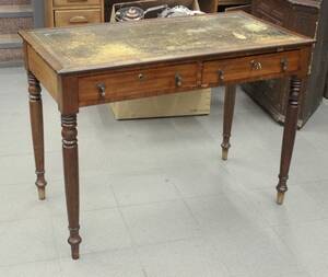 Skrivbord, Engelsk stil