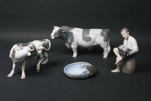 BG PorcelænsfigurerTyr, ko, harmonikaspiller samt krabbe askebæger 4