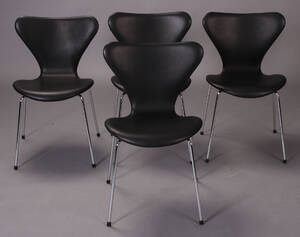 Arne Jacobsen. 7er spisestole, nybetrukket, model 3107 4
