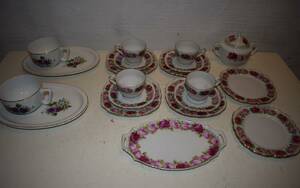 Kaffeservis 16 Delar  2 Frukostkoppar 52
