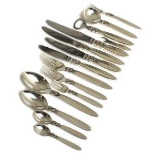 Gundorph Albertus Kaktus. Bestik af sølv og sterlingsølv. Udført hos Georg Jensen, variable stempler. 37