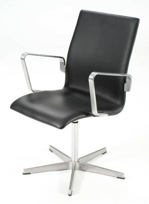 Arne Jacobsen. Oxford kontorstolkonferencestol, model 3171 