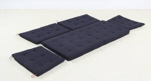 Hyndesæt til Børge Mogensens tremmesofa, model 1789. 5