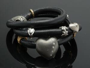 Kranz  Ziegler Story, armbånd med 9 charms