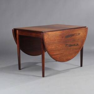 Dansk møbeldesign Spisebord af palisander med udtræk i midten samt to aftagelige endeklapper. 1960erne. 3