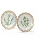 Flora Danica to middagstallerkener af porcelæn. 3549. Royal Copenhagen. Diam. 25.5 cm. 2