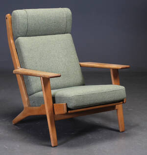 Hans J. Wegner. Højrygget lænestol, model GE-290A