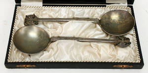 Skedar, ett par, silver. P. Hertz, Köpenhamn, Danmark 1898. 2.