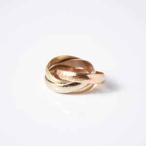Ring Must de Cartier Trinity guld