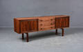 Sideboard i valnöt, Rum 21