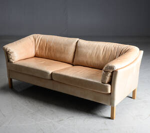 Mogens Hansen. Tre-pers sofa, læder