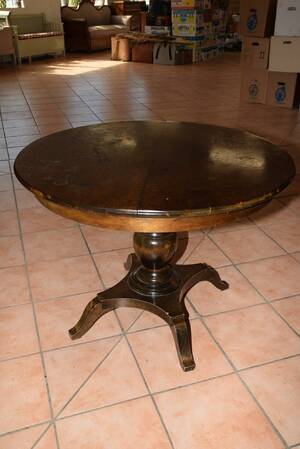 Pelarbord, D 100 cm, H 72 cm