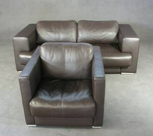 Corona Sofa 2 -Sitzer und Sessel 2