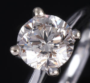 Brillant-solitairering af 18 kt. hvidguld med brillant på 1.21 ct 